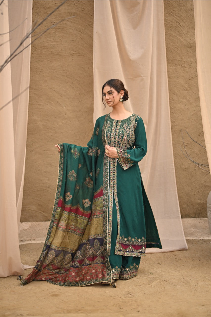 Tishi suit by WellGroomed