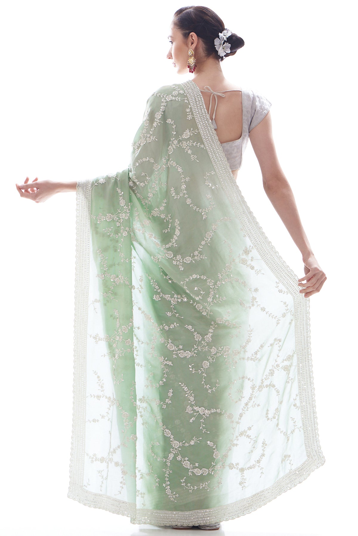 Kyna saree by WellGroomed